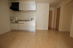 井原鉄道 湯野駅 徒歩16分の賃貸アパート 1階2DKのリビング/ダイニング