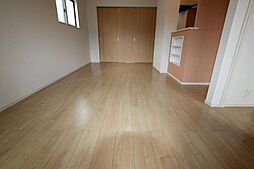 井原鉄道 湯野駅 徒歩5分の賃貸アパート 2階2LDKのリビング/ダイニング