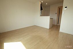 JR山陽本線 大門駅 徒歩5分の賃貸アパート 2階1LDKのリビング/ダイニング