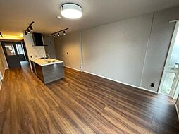 ラ・カーサ・フェリーチェ 205 2階1LDKのリビング/ダイニング