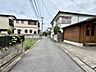 外観：周辺は閑静な住宅街♪車通りも少なく、歩行者の方にとっても◎