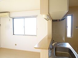 ピュールネージュ B102 1階2LDKのリビング/ダイニング