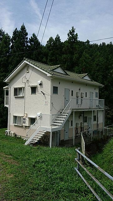 6 / 6