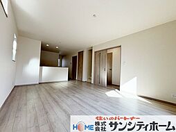 リビング/ダイニングの画像