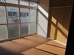 真下貸住宅 B 3DKのリビング/ダイニング