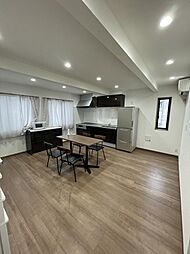 小鹿荘 2階ワンルームのリビング/ダイニング