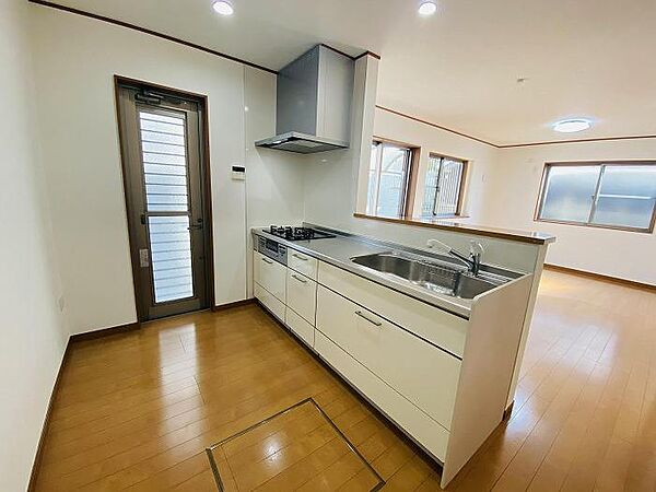 キッチンを拡大表示