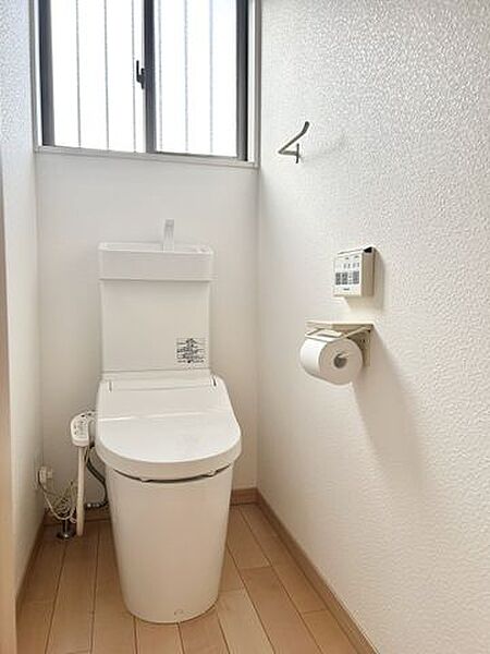 トイレを拡大表示