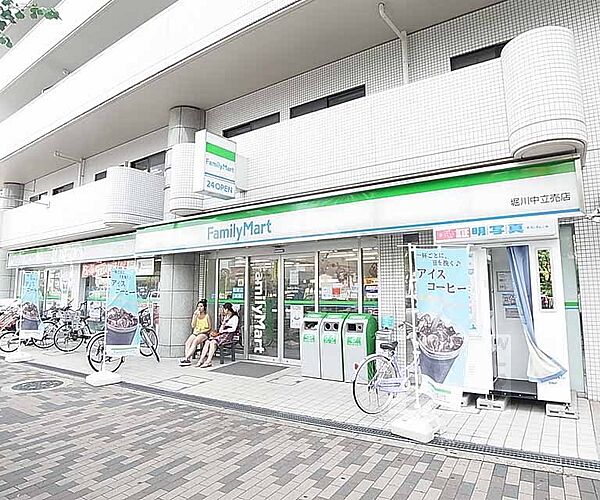 画像11:ファミリーマート堀川中立売店まで54m