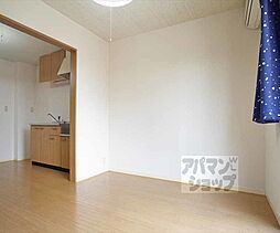 叡山電鉄鞍馬線 市原駅 徒歩4分の賃貸アパート 1階3DKのリビング/ダイニング