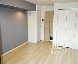 JR東海道・山陽本線 西大路駅 徒歩22分の賃貸アパート 3階1Kのリビング/ダイニング