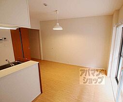 JR山陰本線 二条駅 徒歩8分の賃貸マンション 1階1LDKのリビング/ダイニング
