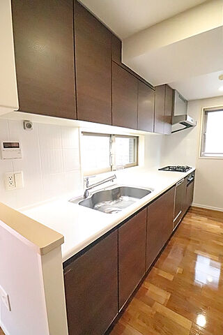 キッチン ユトリシア参番街 6階/-