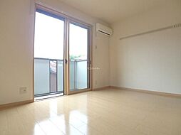 プライムコート 2階1Kのリビング/ダイニング