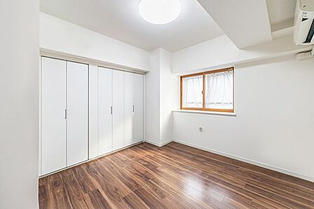 【洋室(1)(約5.7帖)】※リフォーム後のイメージ画像です。リフォームには別途費用がかかります。