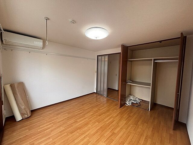 寝室