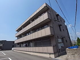 パークハイム参番館　Ａ棟 103 ｜ 兵庫県三木市緑が丘町西5丁目（賃貸アパート1DK・1階・38.09㎡） その1