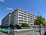 外観：第一茨木ビューハイツ(南西側から)6階部分、南向き住戸につき採光、通風良好！全居室6帖以上、全室洋室仕様！6帖洋室2室はLDKと隣接しており、繋げて使うことも可能！