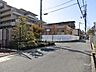 その他：敷地北西側の前面道路