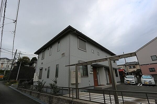 神奈川県秦野市緑町(賃貸アパート2LDK・2階・69.76㎡)の写真 その1