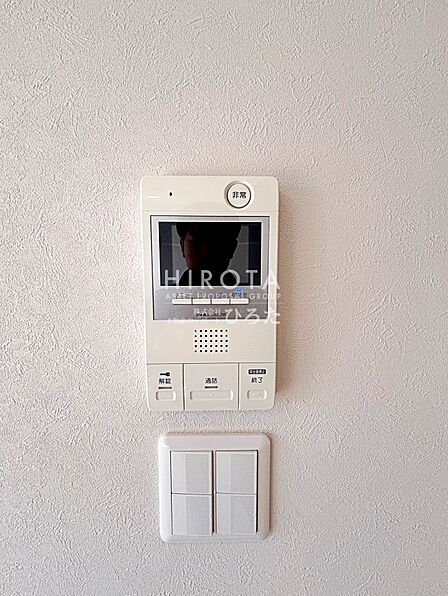 テレビモニターつきインターホンで安心です
