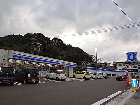ローソン八幡樋口町店(354m)