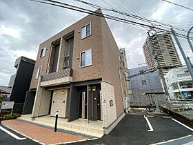 フロイデ宝塚  ｜ 兵庫県宝塚市宮の町（賃貸アパート1LDK・3階・53.01㎡） その1