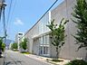 その他：敷地北側の道路との間には緑地スペースが設けられています。