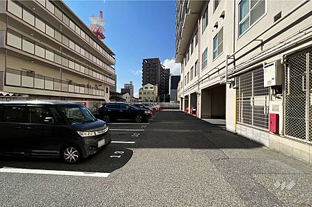 敷地内駐車場(屋外平面式)