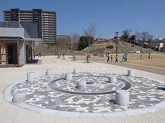 彩都西公園の外...
