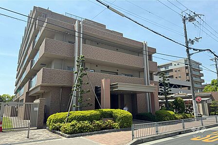 ジーパーク北伊丹の外観（北東側から）