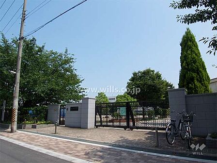 第三中学校[公立]の外観