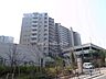 外観：ミリカ・ヒルズの外観（東側から）手前がE棟（南向き）、左奥がF棟（南西向き）です。