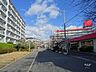 その他：敷地南東側の前面道路（南西側から）