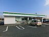 周辺：ファミリーマート  400m