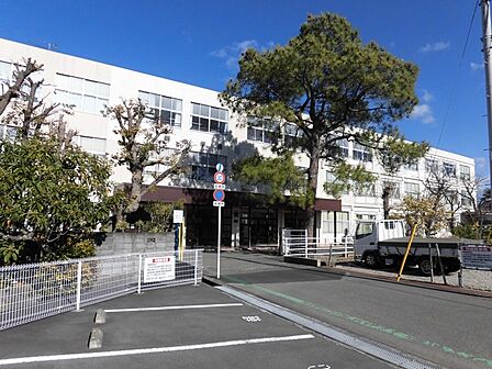 沼津市立大岡中学校まで(1000m)