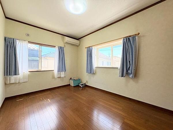 洋室を拡大表示