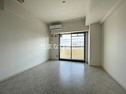 ステップVIII 3階ワンルームのリビング/ダイニング