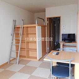 レオパレスユーザン 2階1Kのリビング/ダイニング