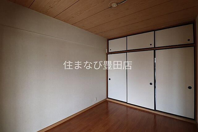 洋室