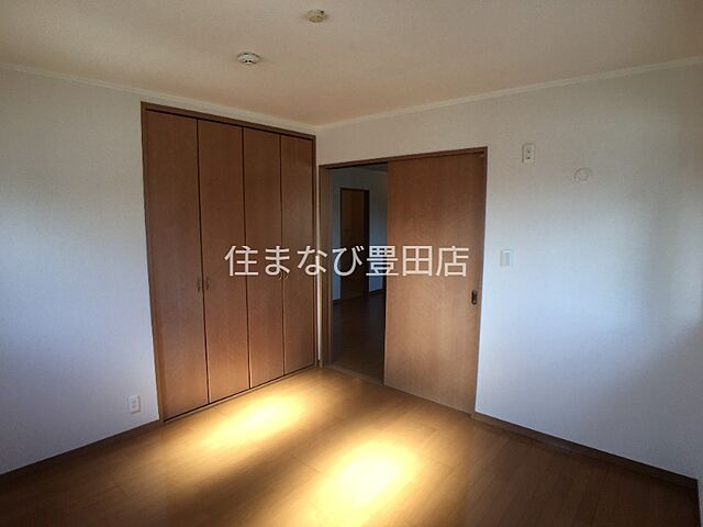 洋室