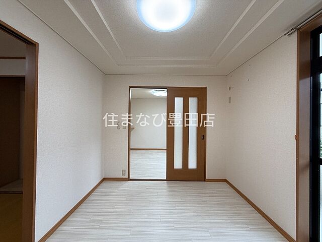 洋室
