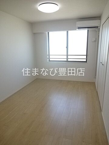洋室