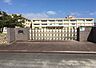 周辺：津市立養正小学校（932m）