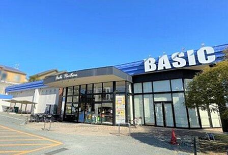 ベーシック南が丘店(1483m)