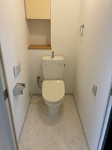 トイレを拡大表示