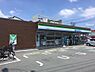 周辺：ファミリーマート 津大門店（607m）