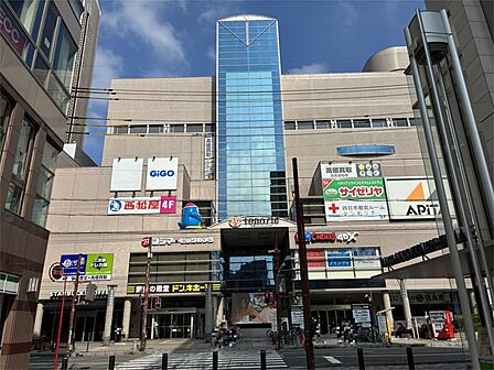 アピタ 四日市店（656m）