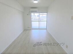 フラワー1番館 140 4階2LDKのリビング/ダイニング