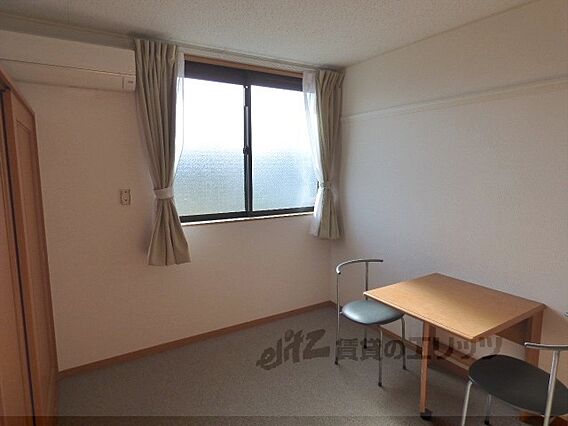 レオパレス西近江_内装_2